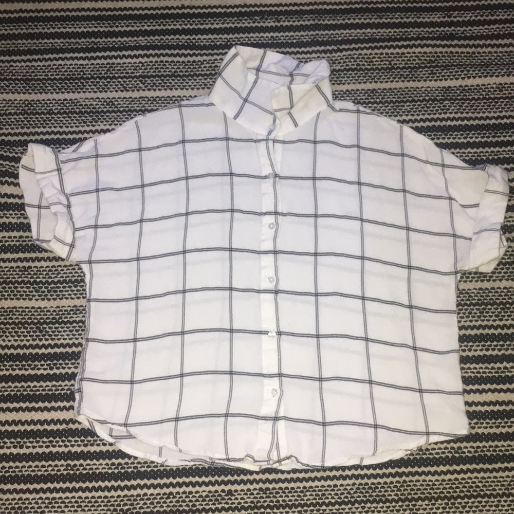 Short sleeved button-up shirt